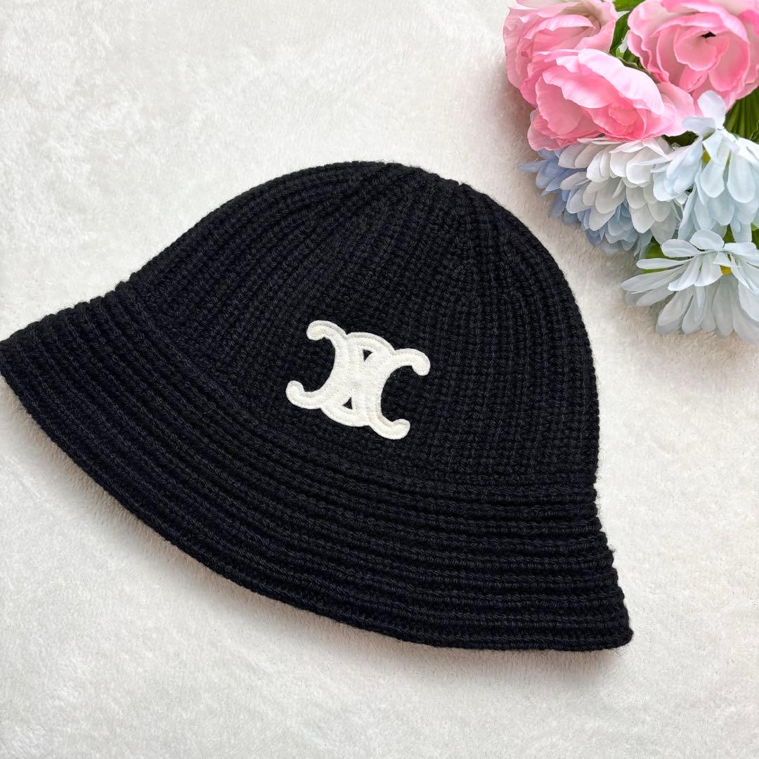 【近年モデル✨】セリーヌ クロシェバケットハット トリオンフ ブラック カシミヤ