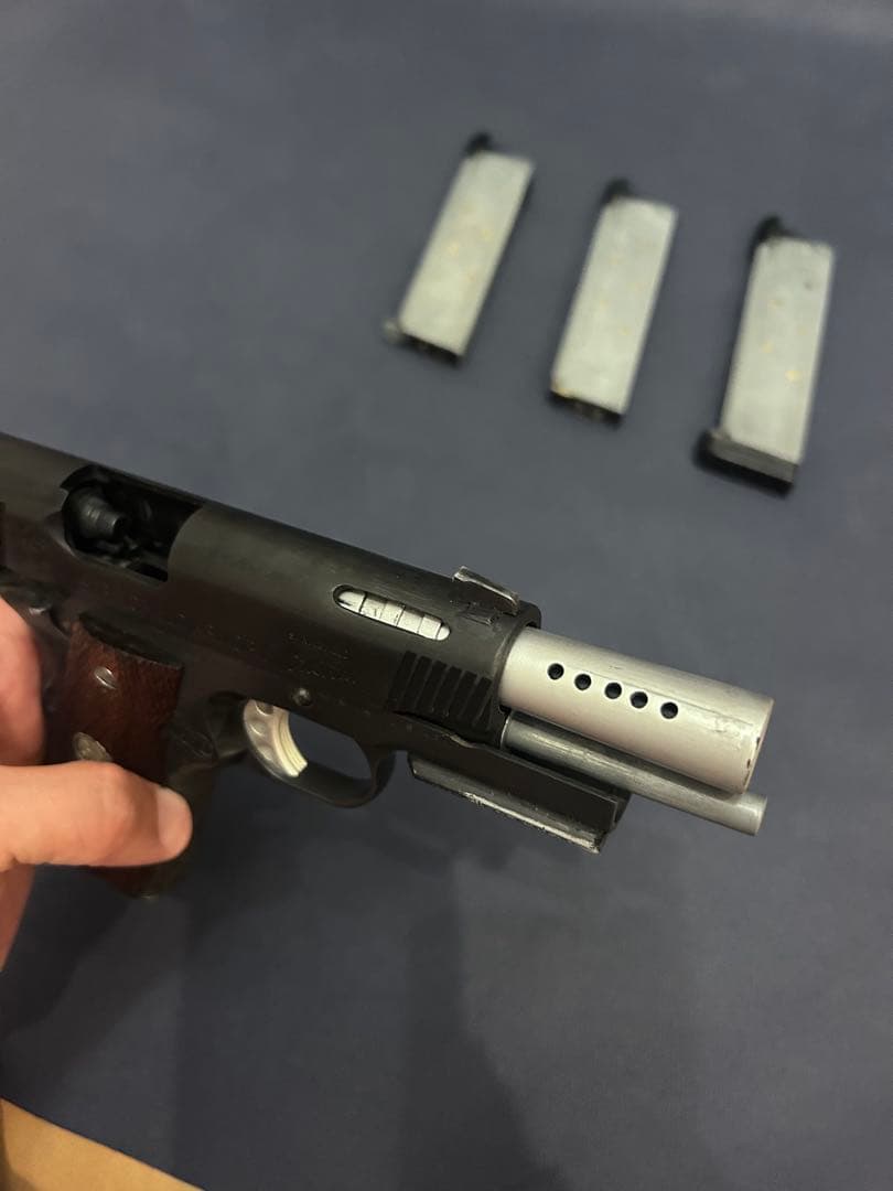 東京マルイ コルト ガバメント　スプリングフィールドカスタム　ガスブローバック