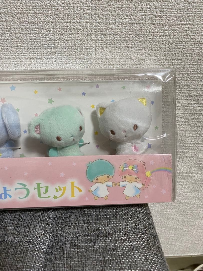 キキララ　リトルツインスターズ　にじシリーズ　アニマル　指人形セット