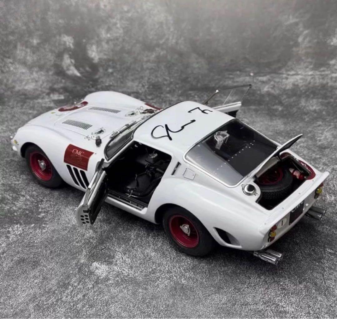新品 未使用 CMC 1/18 フェラーリ 250 GTO 30周年ミニカー