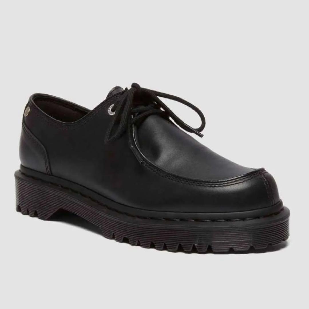 Dr Martens ZEFFIR 3ホール　チロリアン