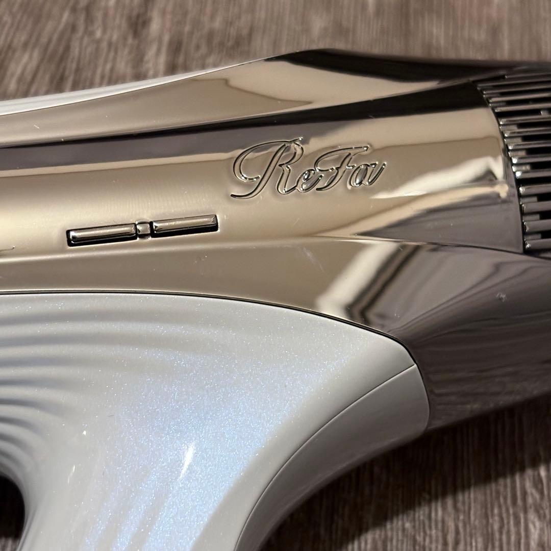 Refa リファ ビューティック ヘアドライヤー RE-AX-02A 2024年