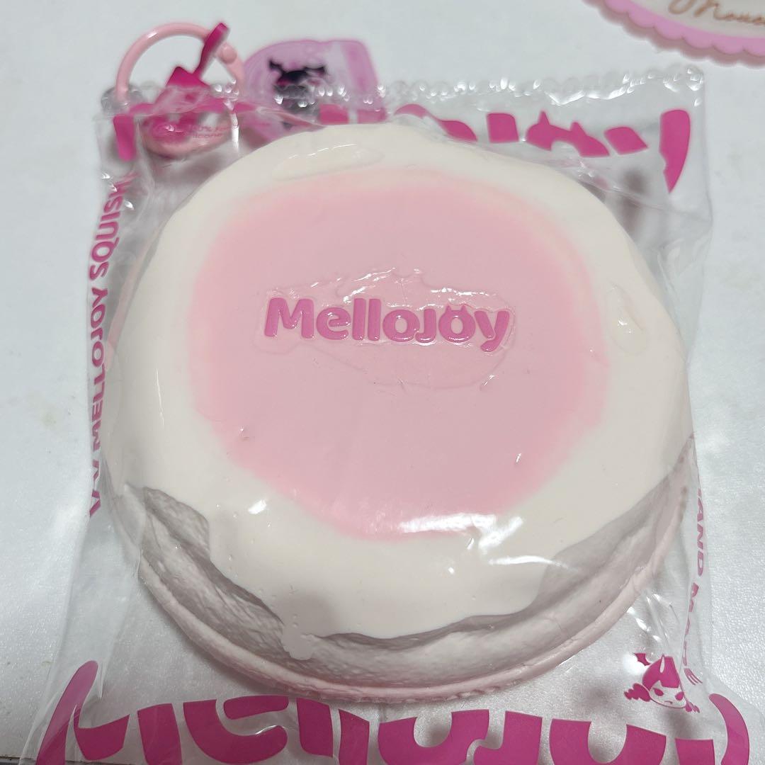 Mellojoy メロジョイ　スクイーズ　スフレ　ストロベリー