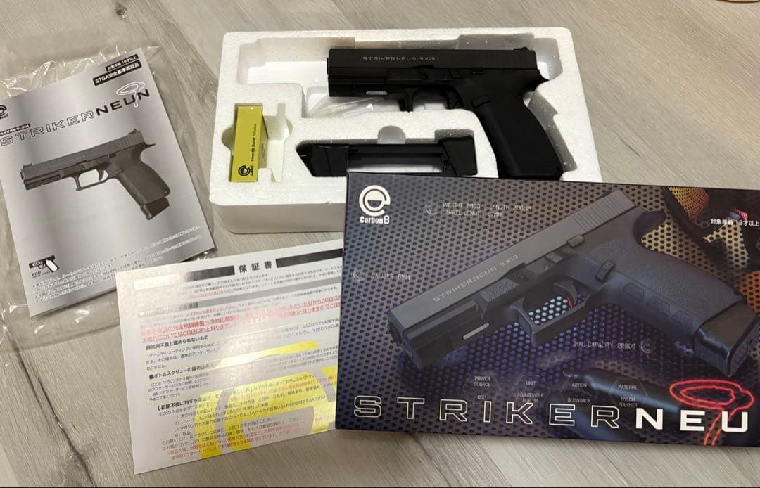Carbon8 STRIKER9 NEUN CO2ガスガン