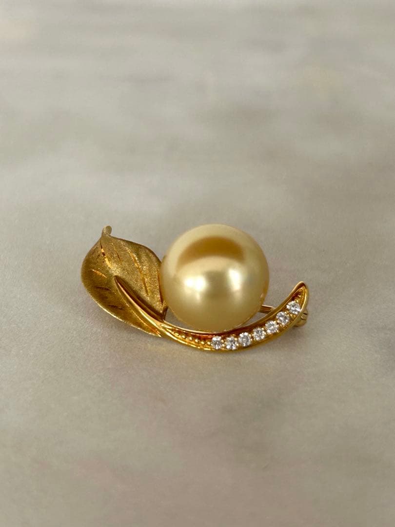 南洋真珠　ブローチ　K18 ダイヤモンド　ゴールド
