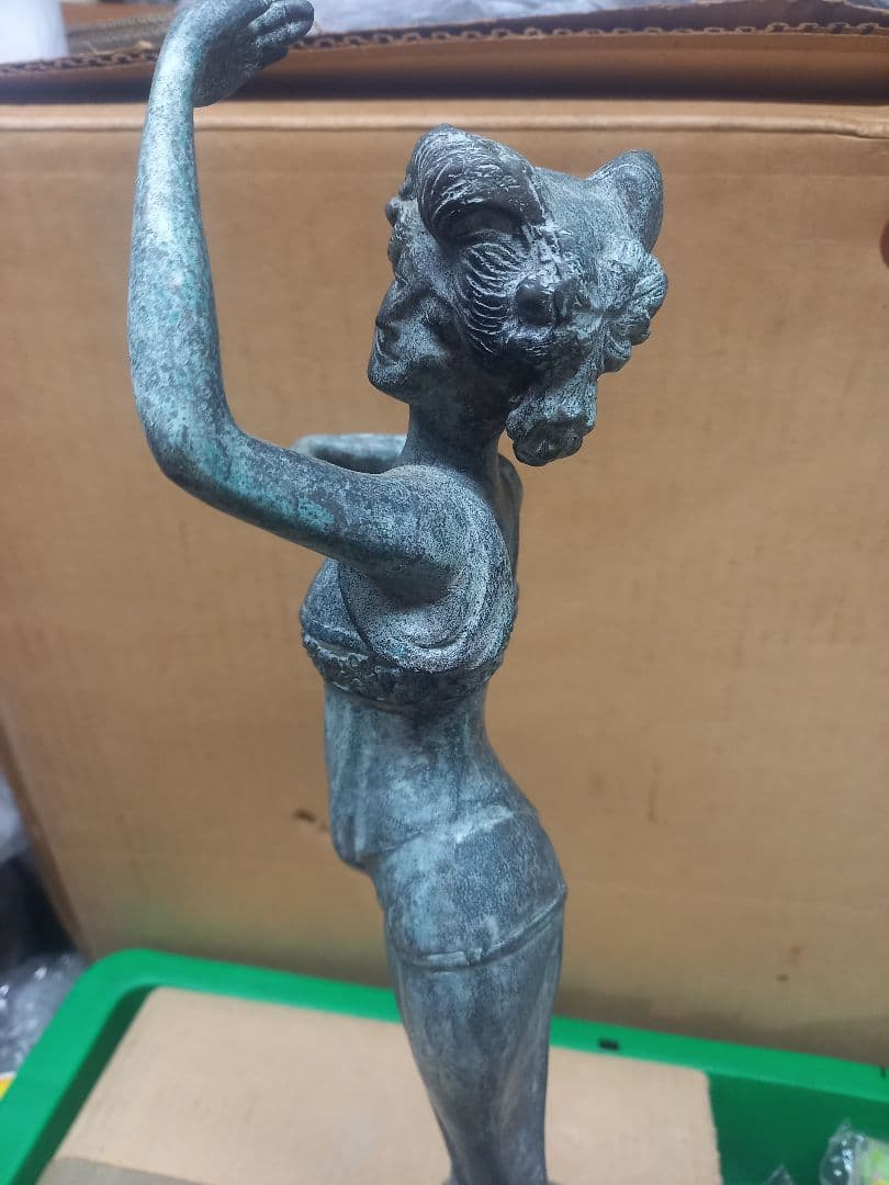 アールヌーボー風女性フィギュア 約30cm