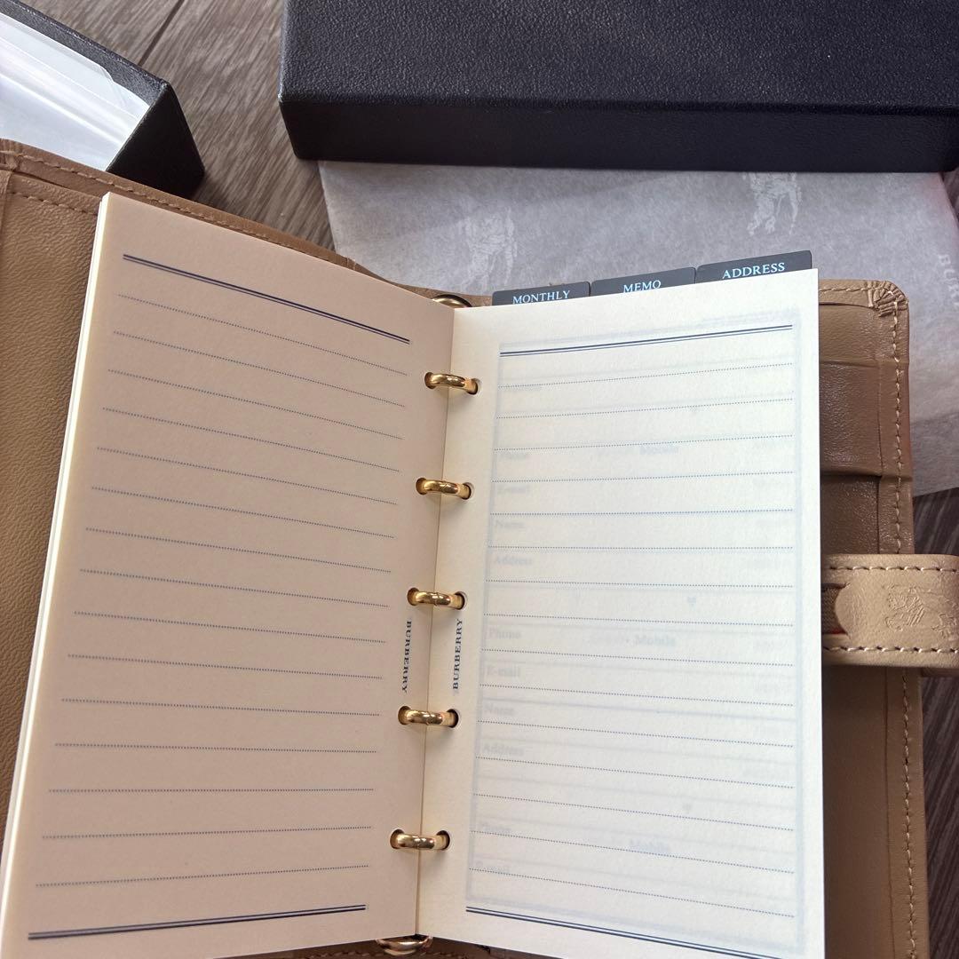 BURBERRY ベージュ スケジュール帳　システム手帳　手帳　バーバリー