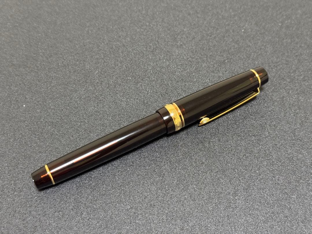 PILOT カスタムヘリテイジ912 ネオクラシックブラウン FMニブ