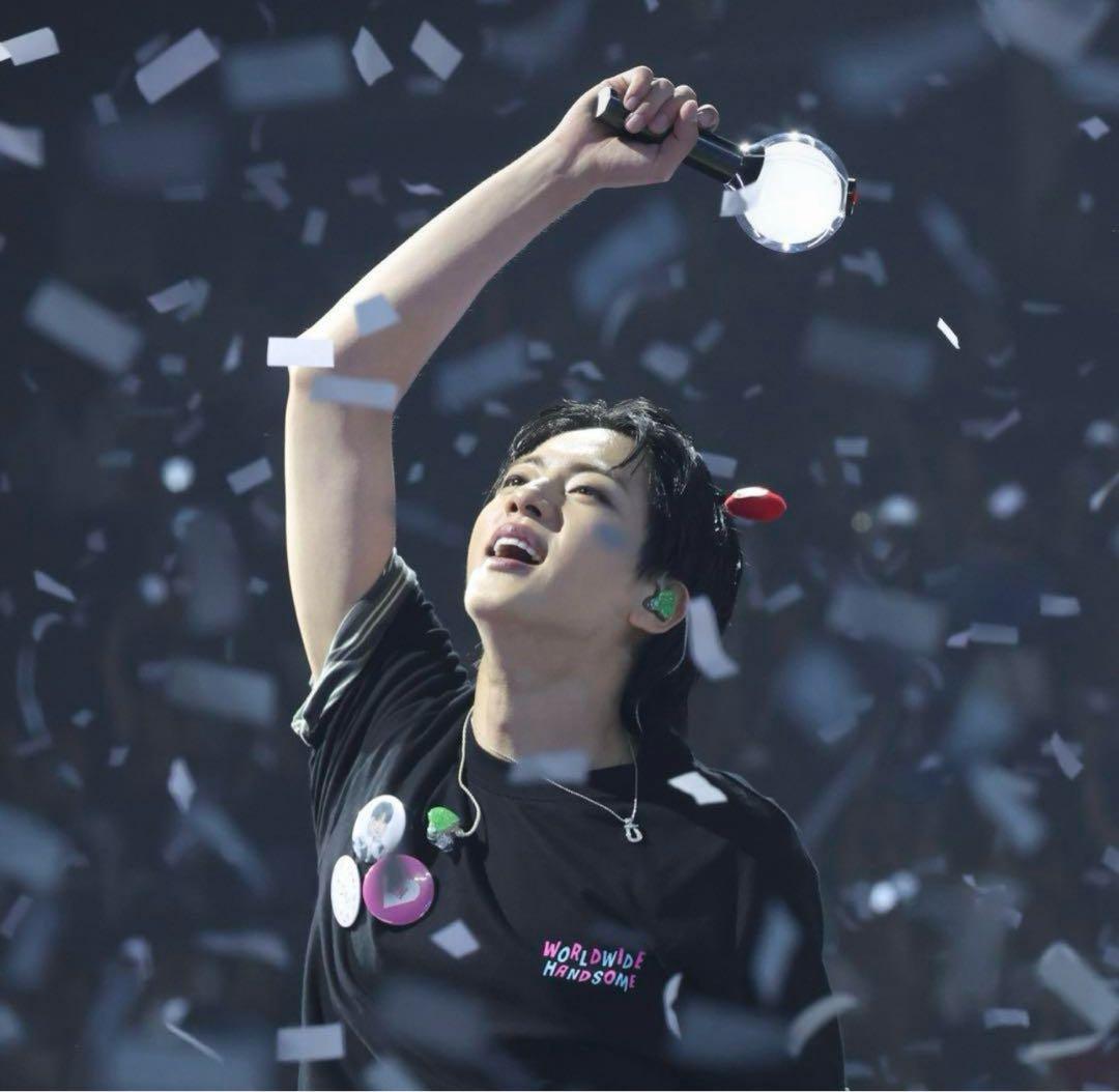 BTS ジン RUNSEOKJIN Japan JIN カプセルトイ 缶バッジ