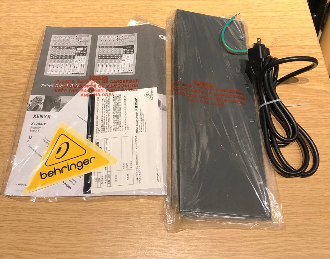 【美品】Behringer XENYX 1204USB アナログミキサー