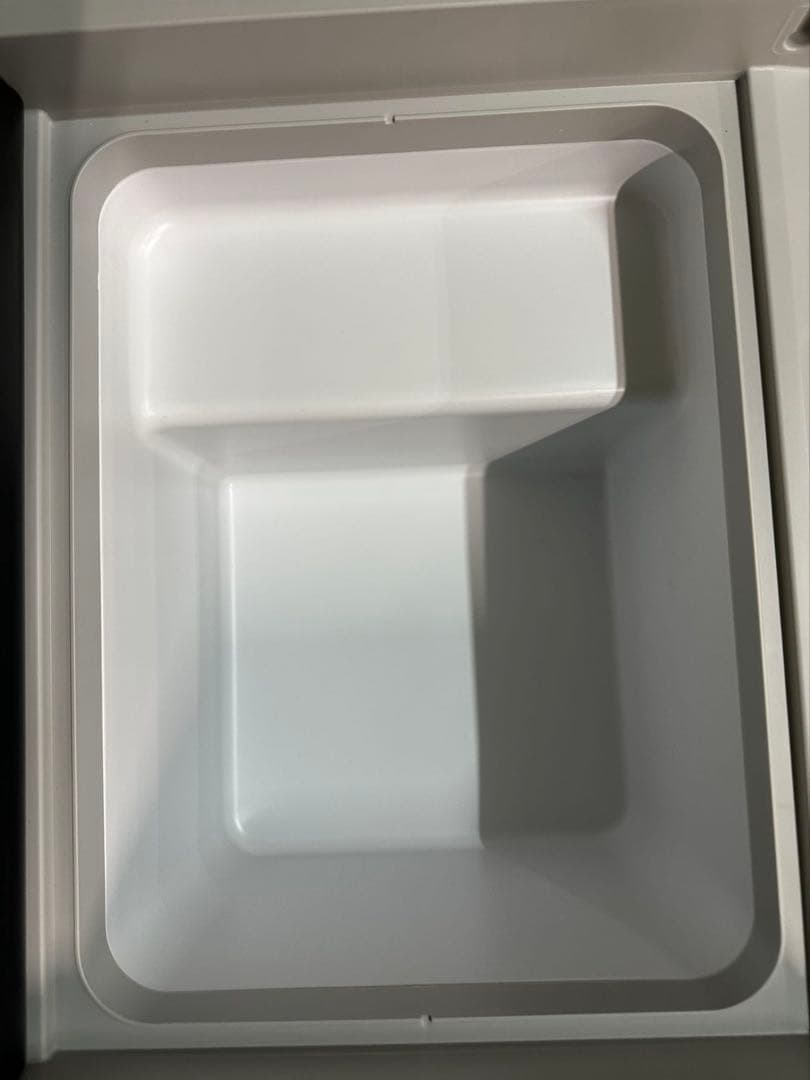 車載対応 ポータブル冷蔵庫 冷凍庫10L AC100V/DC12/24V電源対応