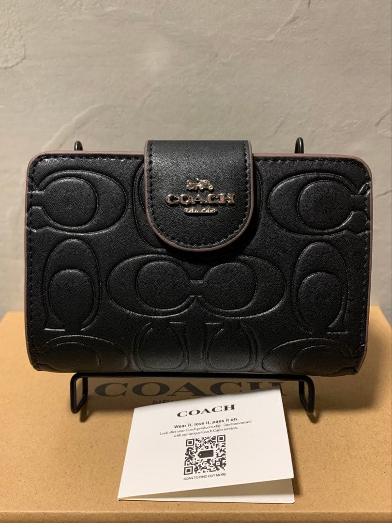 ✨️新品未使用✨COACH ブラック 二つ折り財布