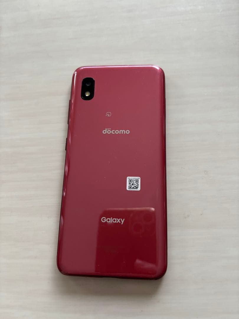 docomo Galaxy スマートフォン レッド