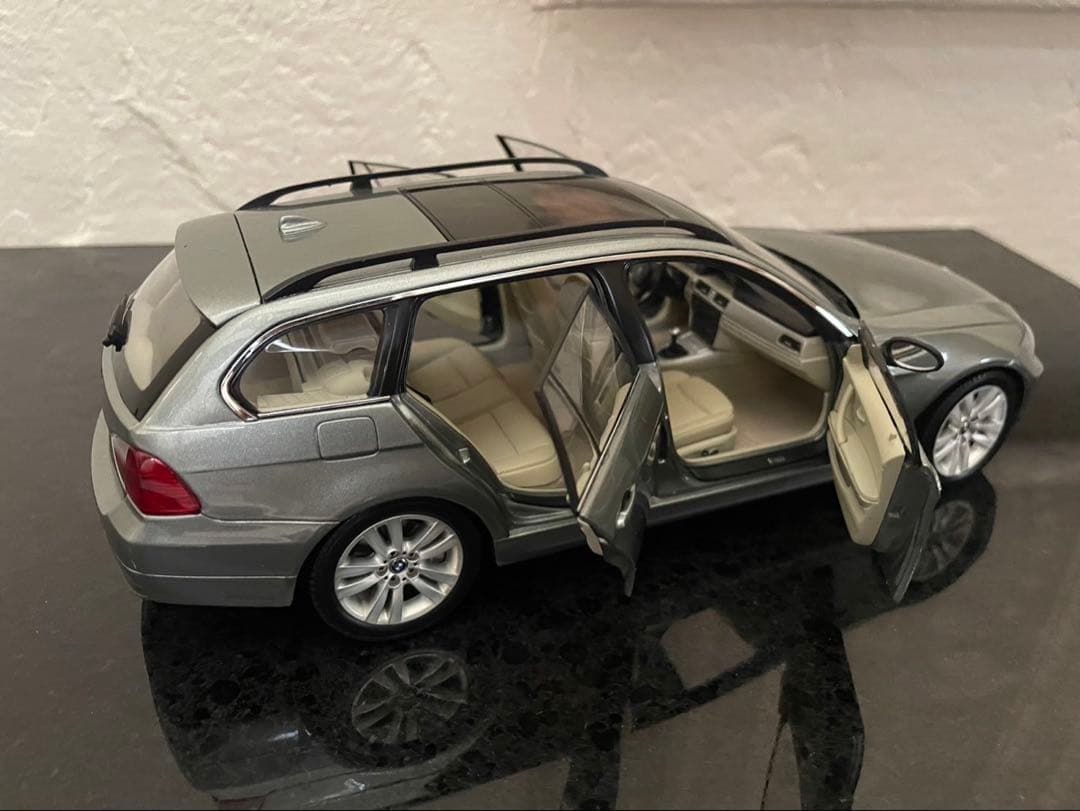 BMW 3シリーズ ミニカー シルバー