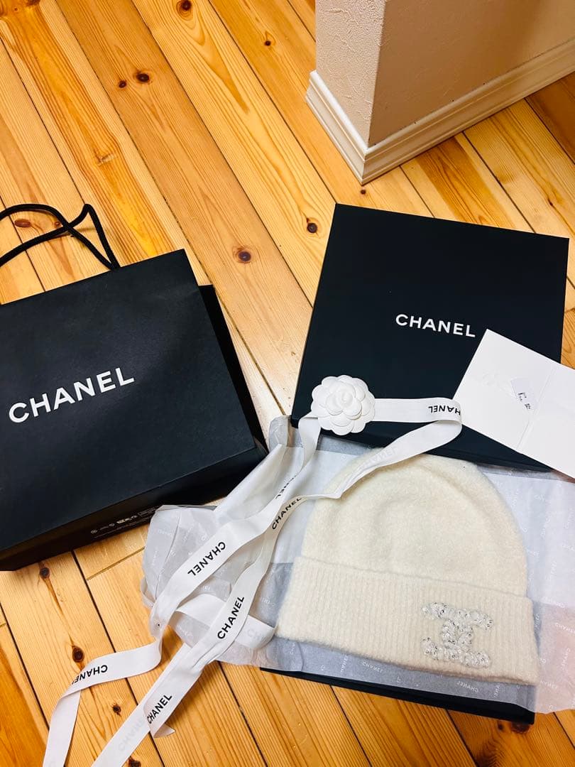 CHANEL シャネル 2025新作　カシミヤシルク　ニット帽 CCロゴ
