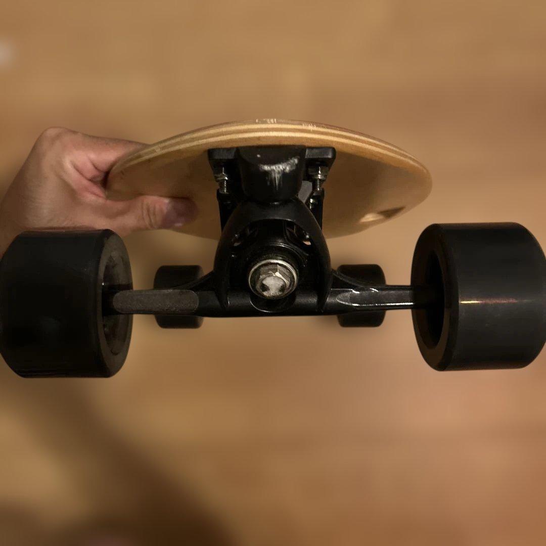 elos スケートボード 卵型 赤　イロス　おまけ付き