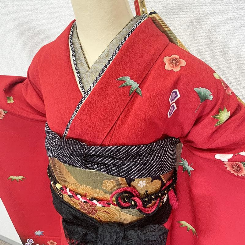 509z33, 411y13, 小物類☆振袖 古典柄 金彩☆美品 成人式 結婚式