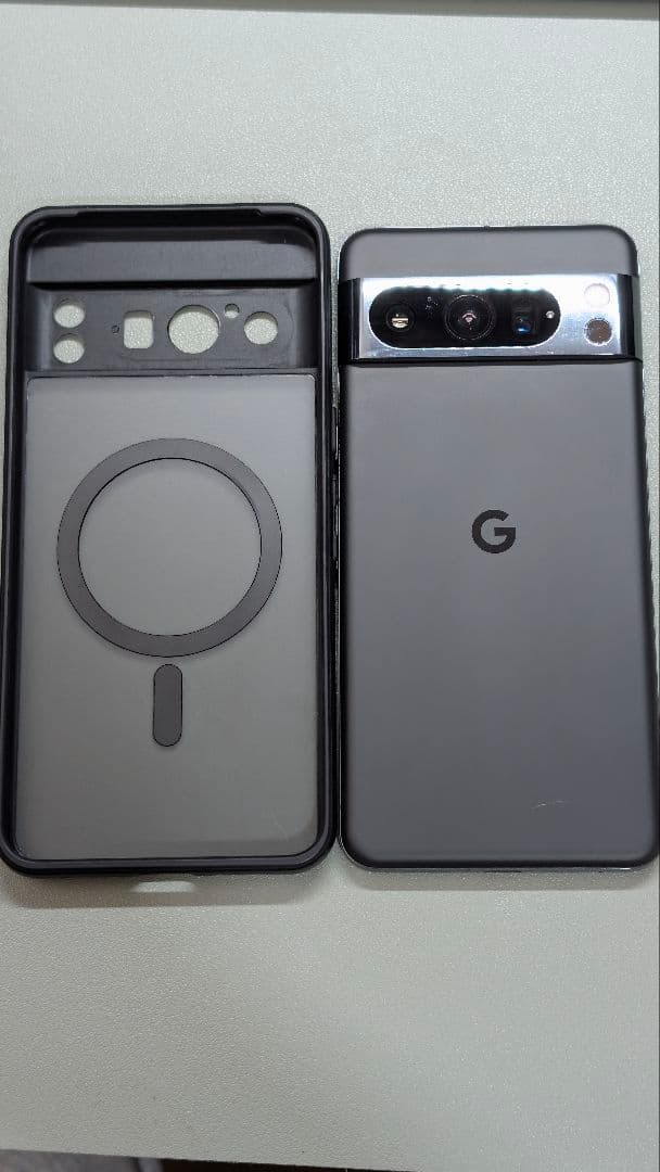 Google Pixel 8 Pro 256GB ブラック 本体（ケースおまけ）