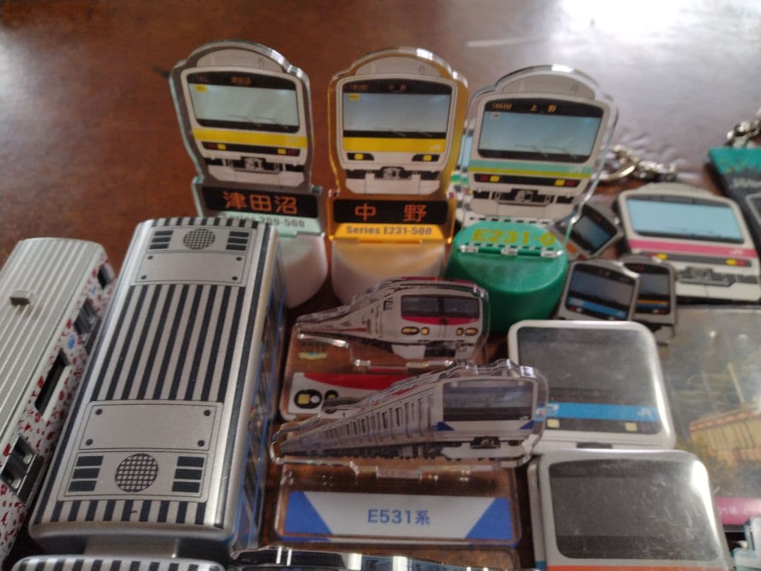 常磐線　 JR東日本　他　 鉄道グッズ 電缶バッチ キーホルダー他　35個セット