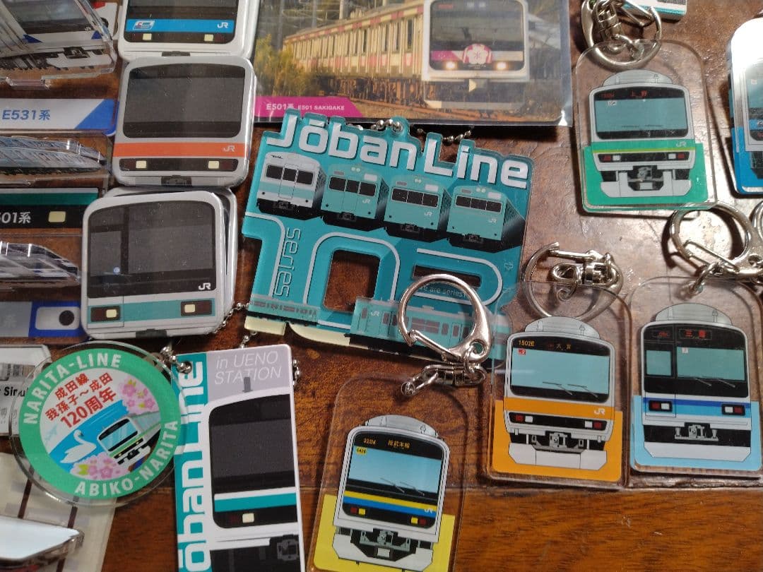 常磐線　 JR東日本　他　 鉄道グッズ 電缶バッチ キーホルダー他　35個セット