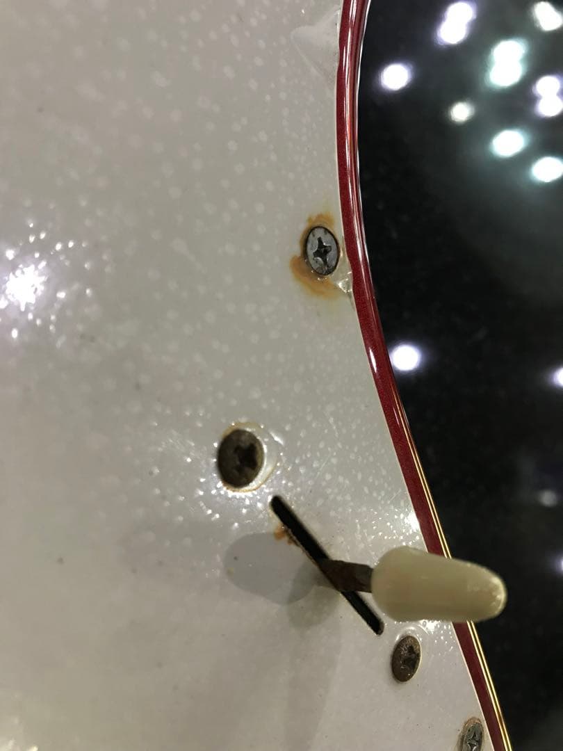 Legend エレキギターレッド　ケース付き