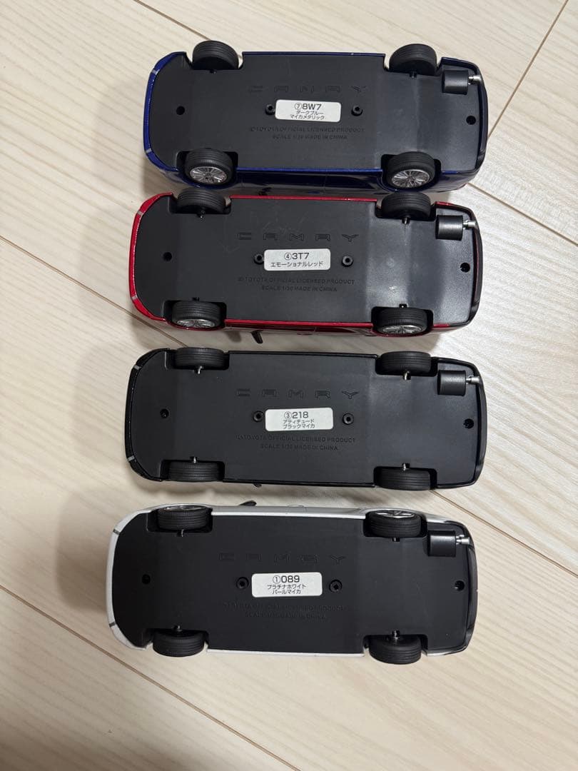 カムリ　ミニカー