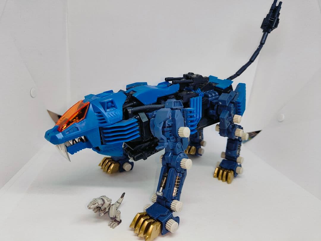 コトブキヤ　ZOIDS ゾイド　HMM シールドライガー　バン仕様