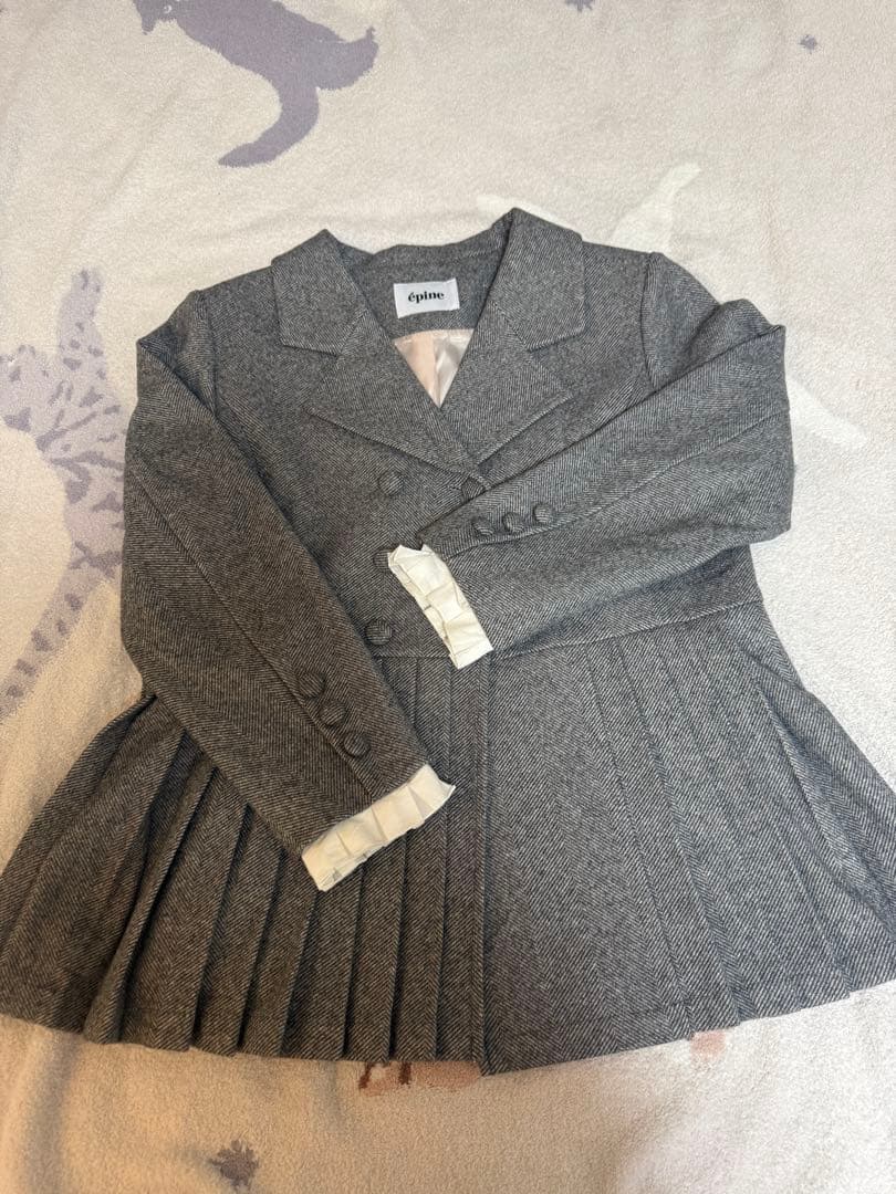10／9迄 【epine】グレー プリーツ付きダブルブレストジャケット