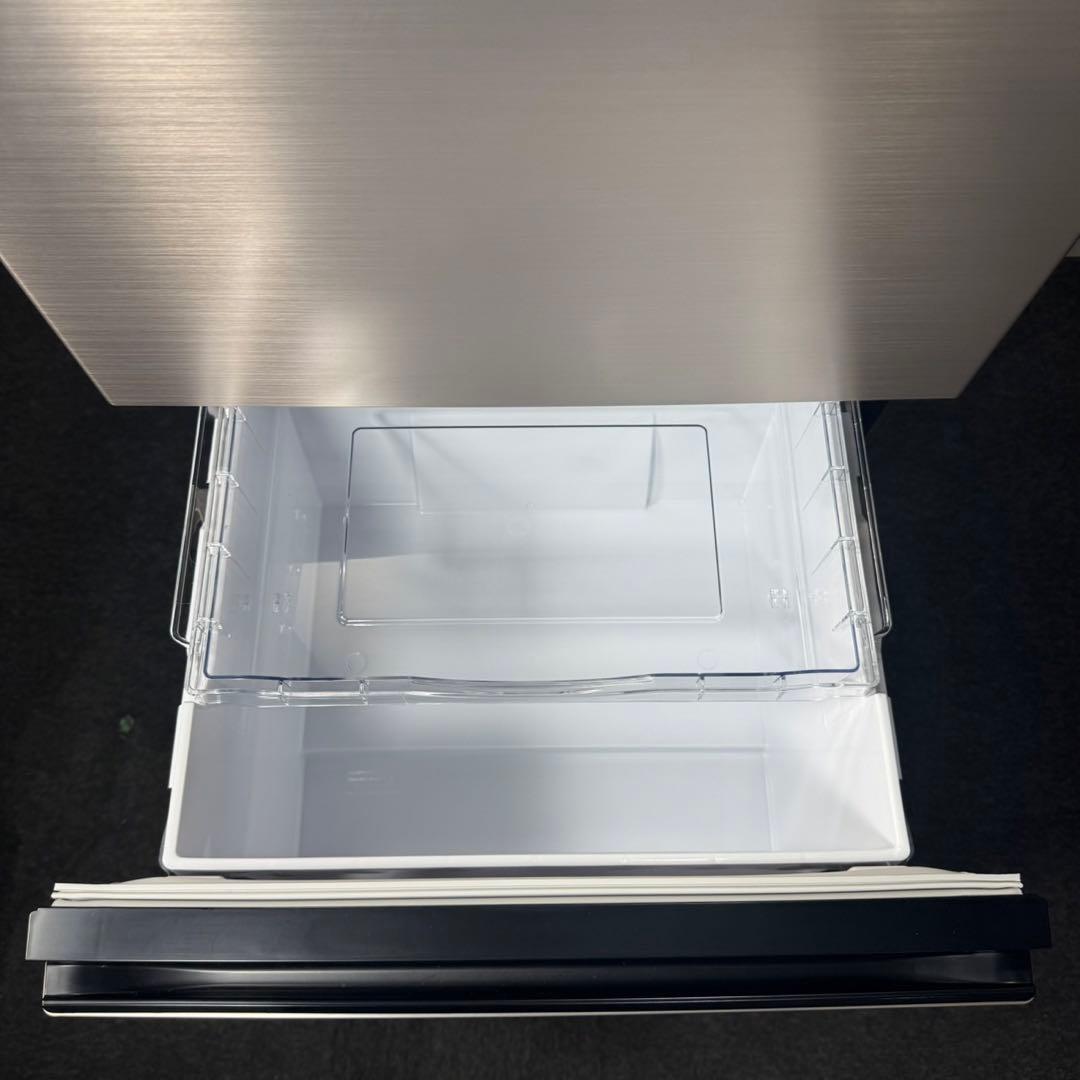 HITACHI 冷蔵庫 265L 中型 R-27SV 2023年 d4951