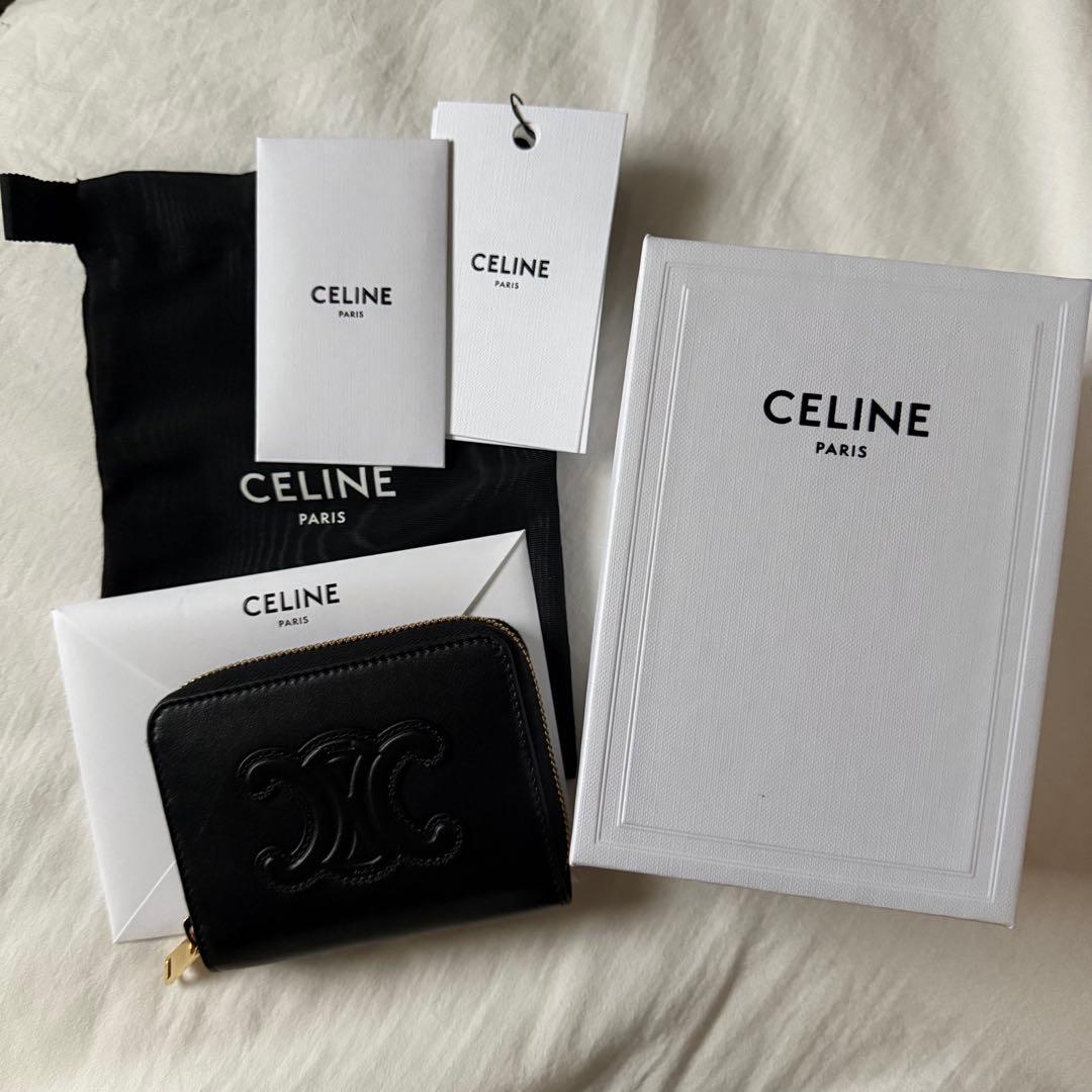 CELINE セリーヌ　トリオンフ　コンパクト　財布　二つ折り　ジップ　黒
