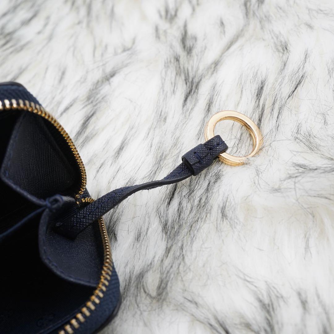 未使用　TORY BURCH ジップウォレット　小銭入れ　ケース　ネイビー