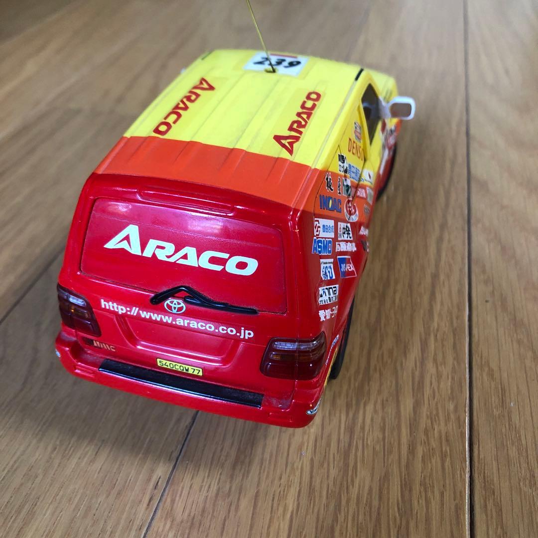 京商ミニッツ　トヨタ ランドクルーザー100 ARACO 239