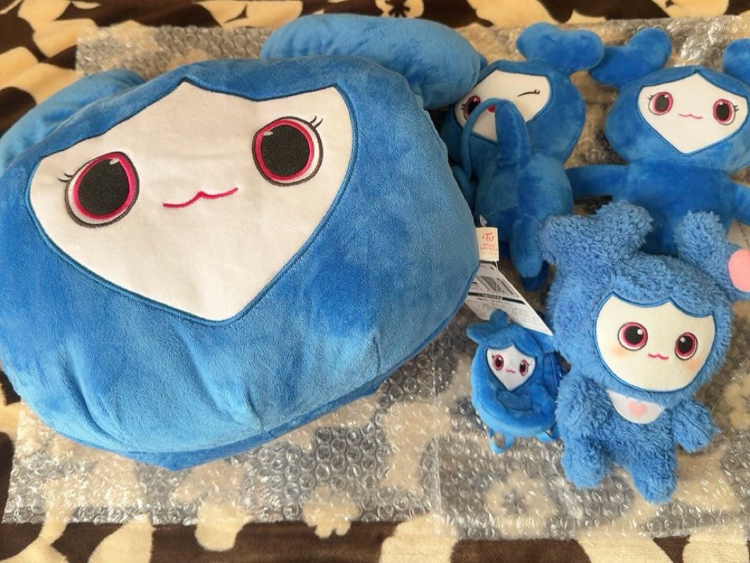 TWICE GIGO ツブリー　ツウィ