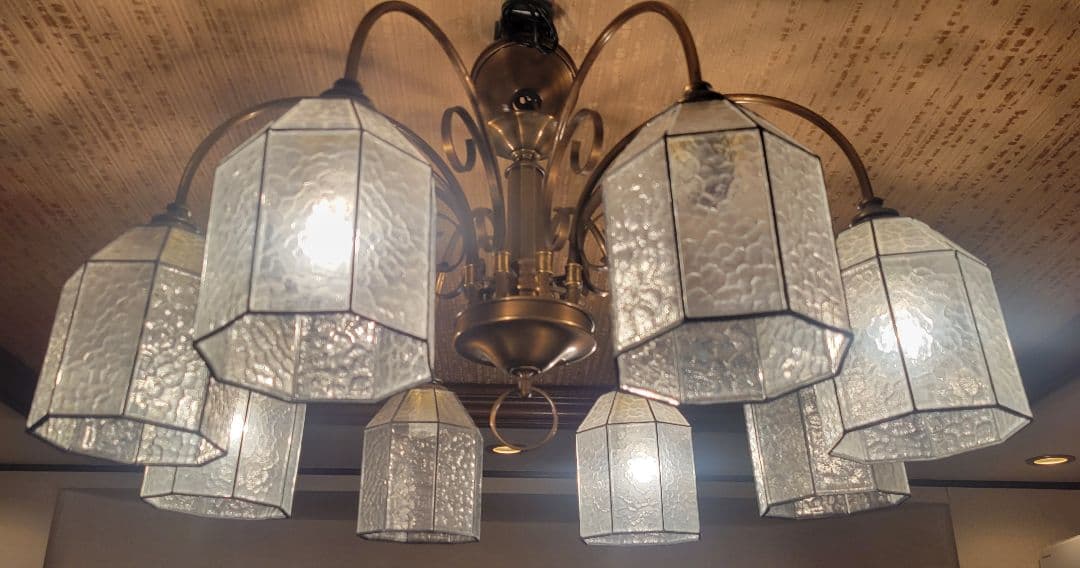 クラシック　シャンデリア 　アンティーク 　ライト