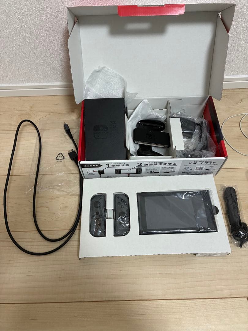 ジャンク品　Nintendo Switch 本体 グレー 外観美品