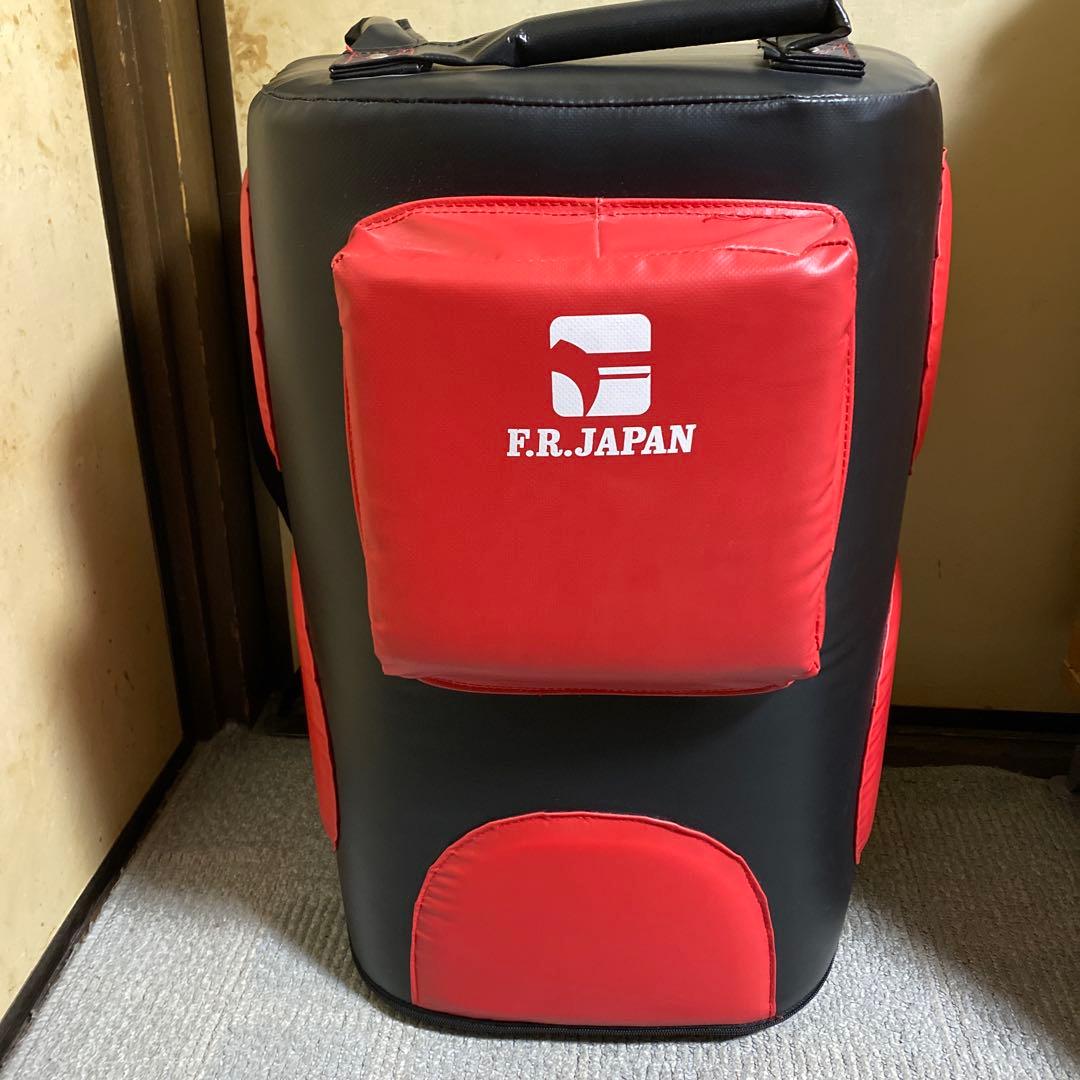 F.R.JAPAN パンチングミット 黒/赤