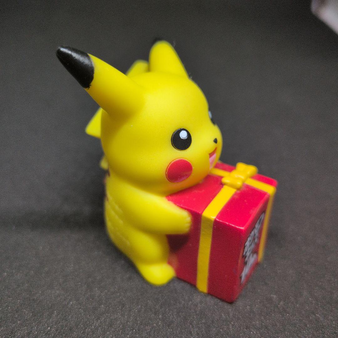 【激レア】非売品ポケモンキッズ 10thアニバーサリー ピカチュウ フィギュア
