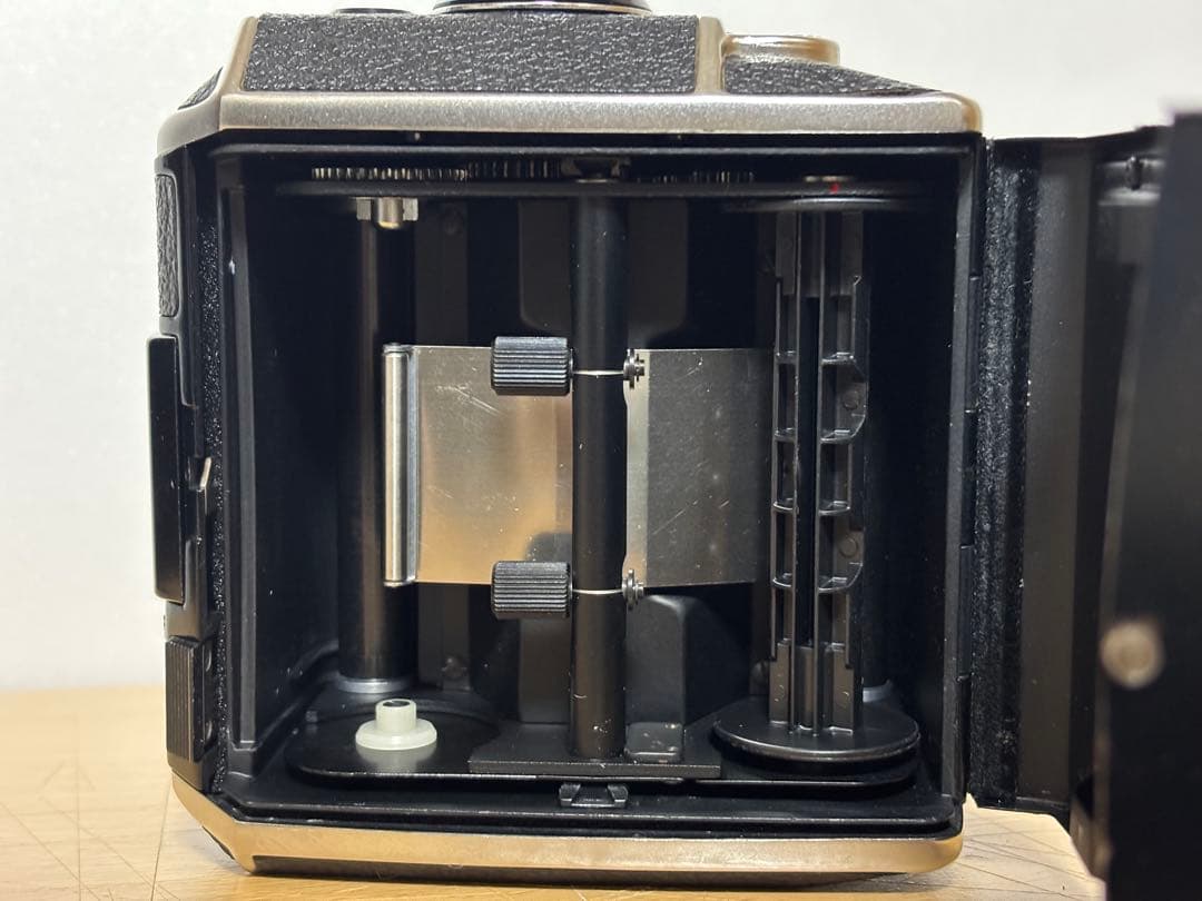 ブロニカ EC-TL レンズ付き 中判カメラ