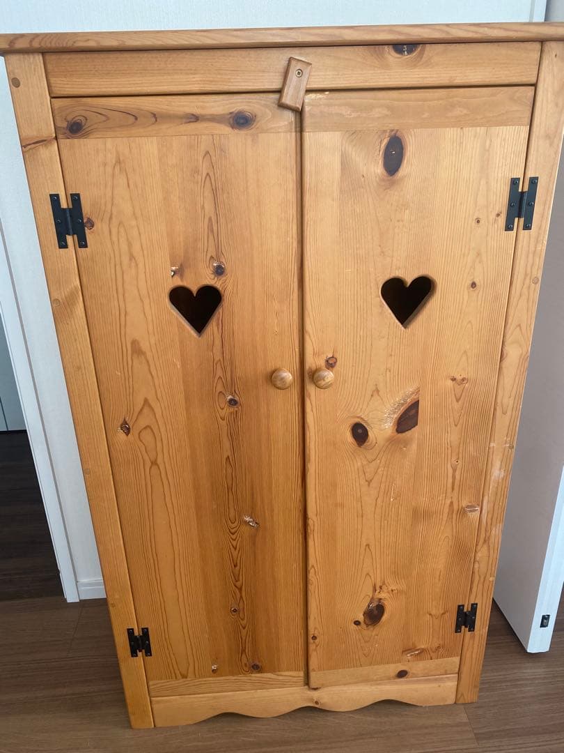 1点もの　ナチュラルウッドキャビネット ハート型カットアウト