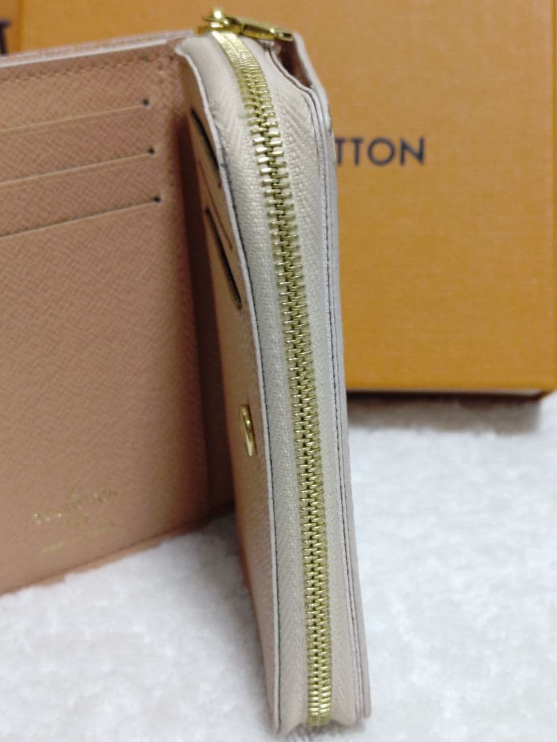 ルイビトン　ポルトフォイユ・ルー超美品！