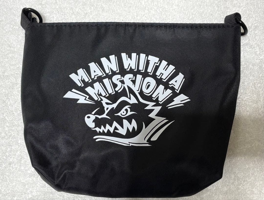 マンウィズ ショルダーバッグ アジアツアー限定 新品