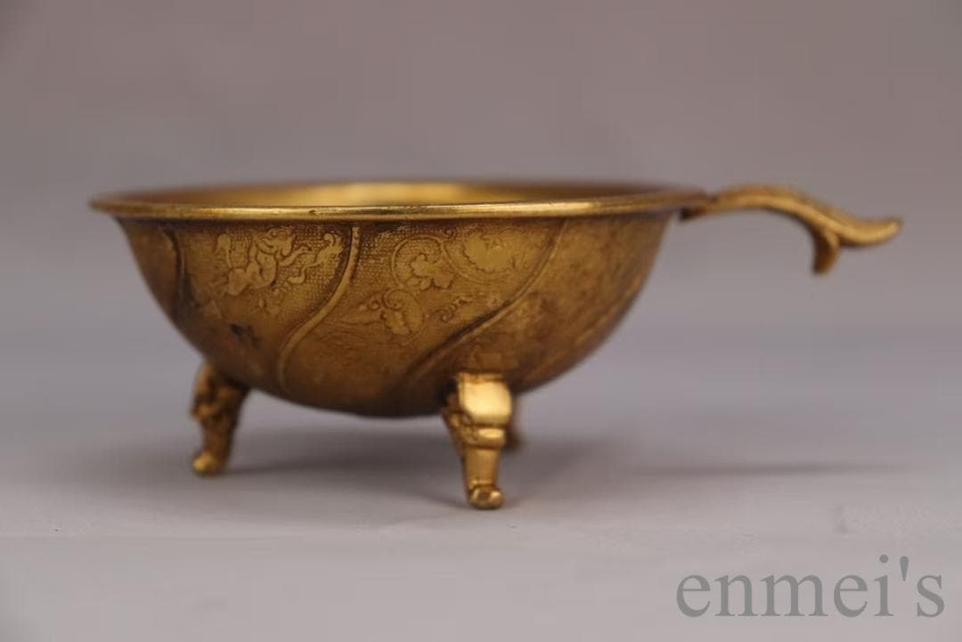 中国古美術 旧蔵清代 鍍金銅三足酒杯 精銅製 純手作り 小型酒器 骨董品 酒具
