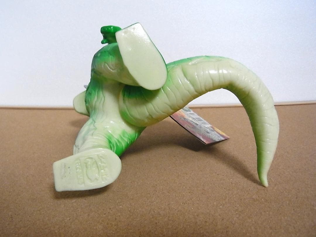 ソフビ　ブルマァク復刻　ウルトラマン生誕25周年記念　　エレキング　1991