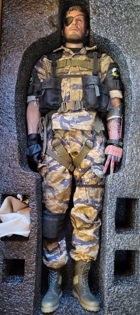 WJL Toys 1/6 Disguiser Snake Old フィギュア