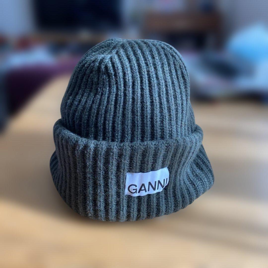 GANNI ニット帽　カーキ 新品未使用