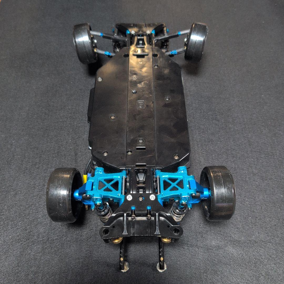 夢*ム様 tt−02シャーシ ドリフトラジコン 13.5Tブラシレスモーター