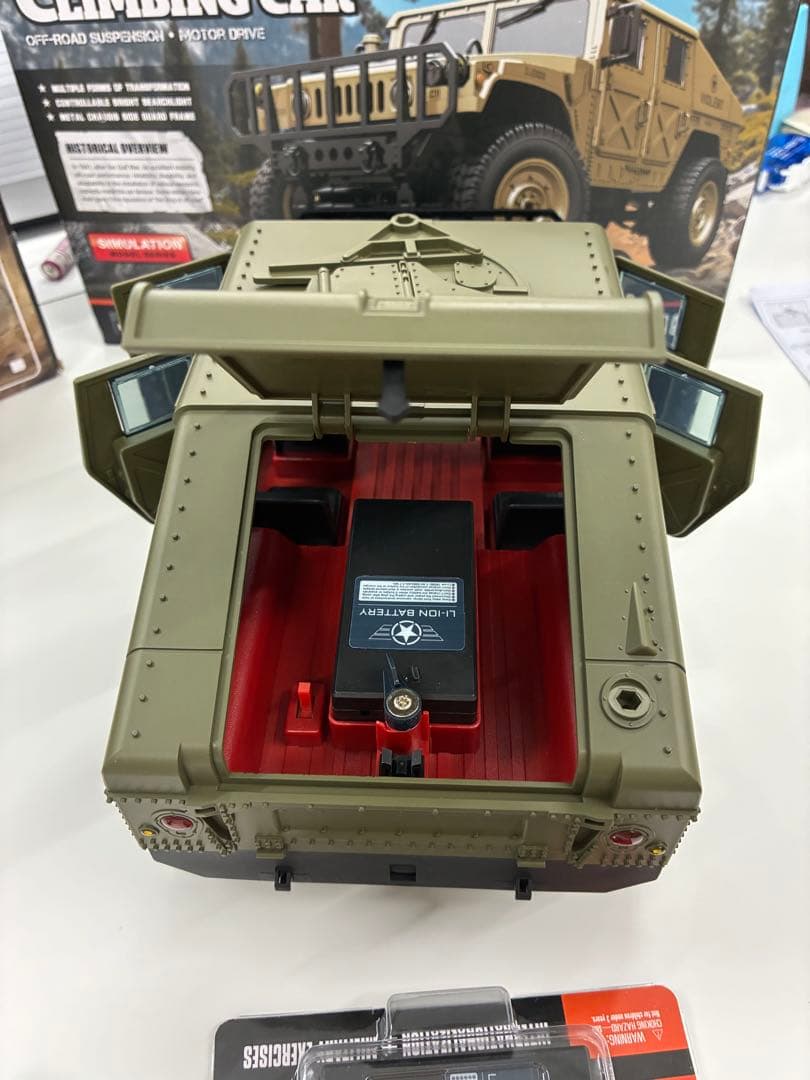 戦車 大型 ラジコン オフロード ミリタリー RCかー 人気 34cm 4WD