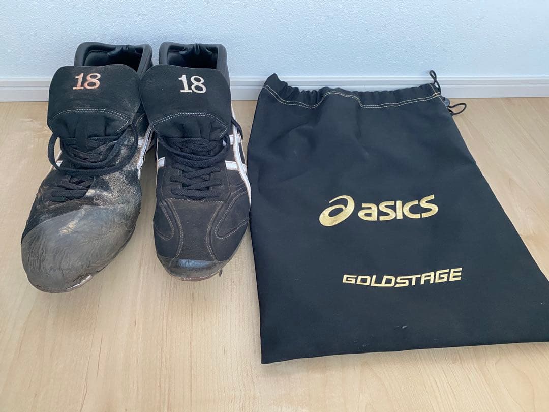 千葉ロッテマリーンズ時代涌井秀章選手実使用スパイク