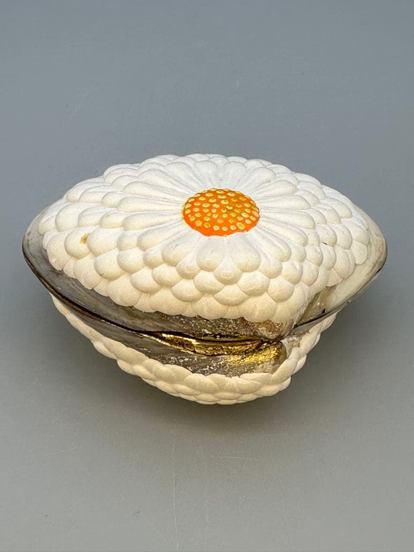 y茶道具　香合　鈴木光入　菊置上