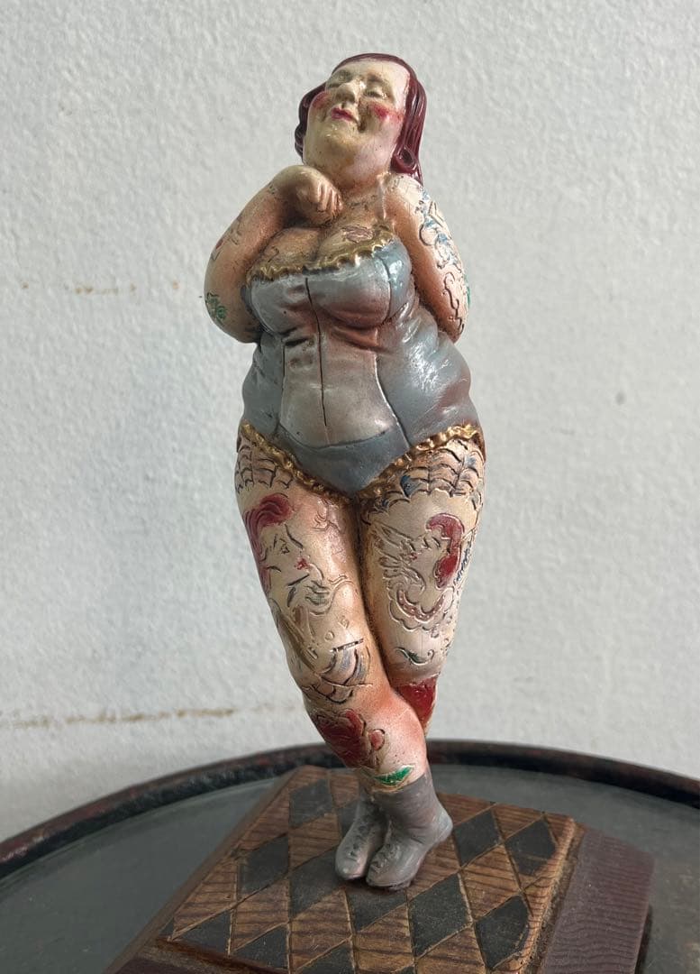 masasculp 傑作太ったおばさん　マサスカルプ　natsartworks